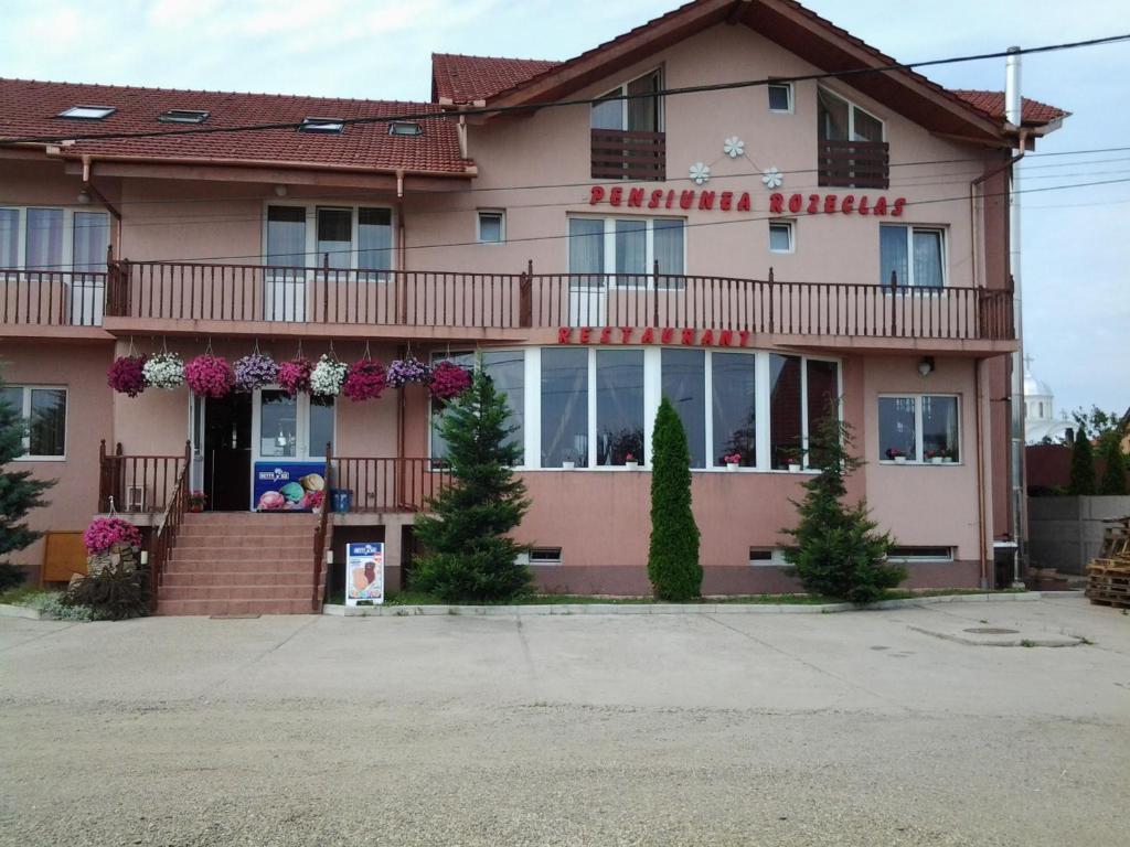 Pension Rozeclas ออราแด ภายนอก รูปภาพ